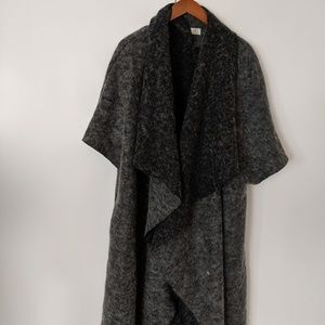 Men's shawl collar black and grey cape coat